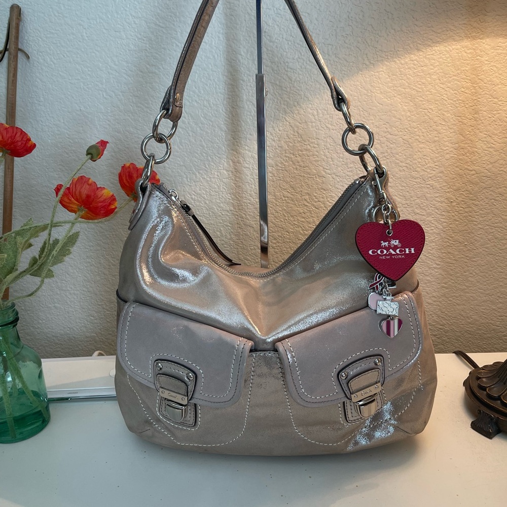 Y2K at its finest Coach Poppy Shimmer Calf Skin Shoulder Front Pocket Detail